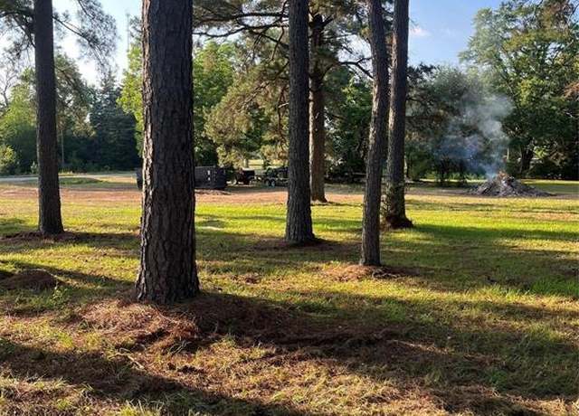 Property at 601 Cemetery Rd NW, Springhill, LA 71075