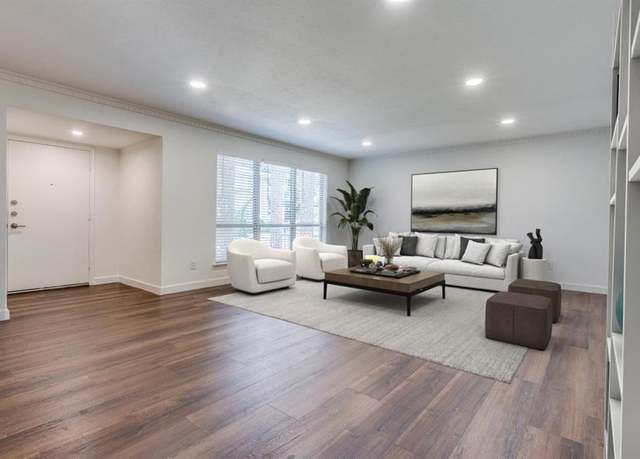 Property at 8619 Edgemere Rd #3, Dallas, TX 75225, 2 beds, 2 baths