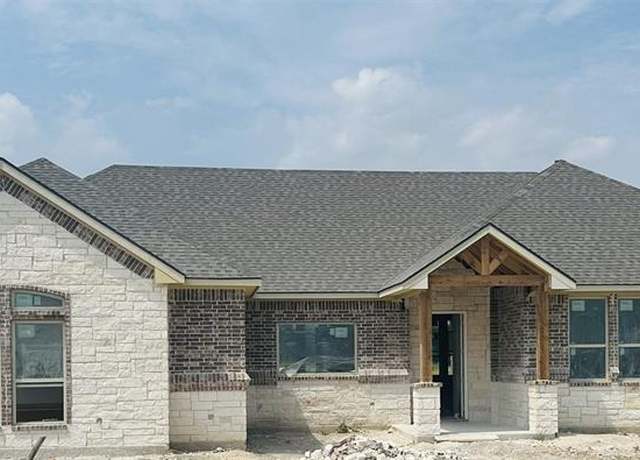 Property at 8513 Wild Colt Dr, Godley, TX 76044, 3 beds, 2 baths