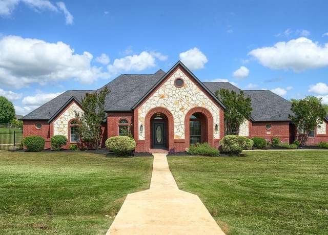 Property at 12809 Day Break Trl, Burleson, TX 76028, 5 beds, 3 baths