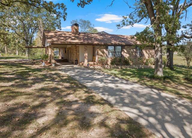 Property at 302 Smith St, Naples, TX 75568, 3 beds, 2 baths