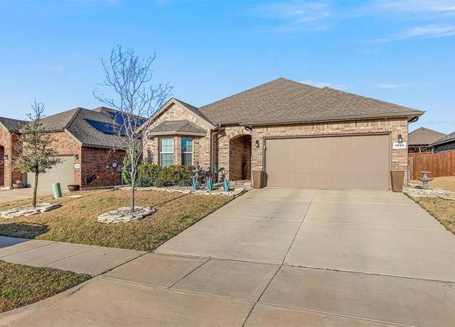 Property at 1804 Ruffian Rd, Granbury, TX 76049, 4 beds, 2 baths
