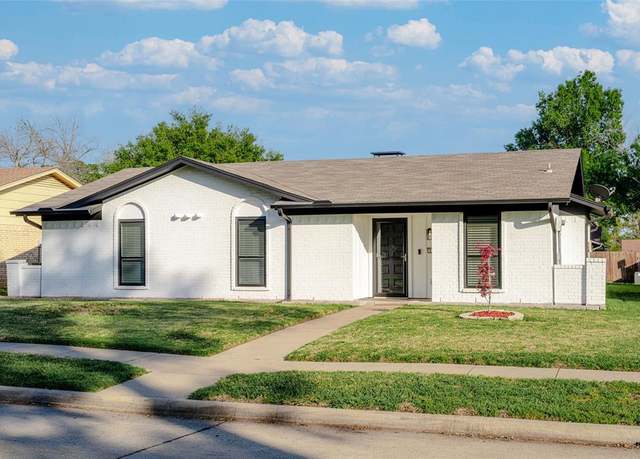Property at 910 Meadowcove Cir, Garland, TX 75043, 3 beds, 2 baths
