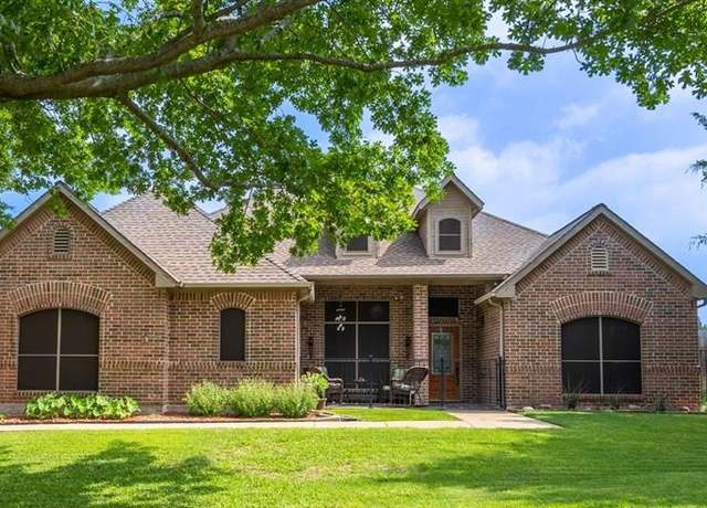 Property at 504 Twin View St, Heath, TX 75032, 3 beds, 3 baths