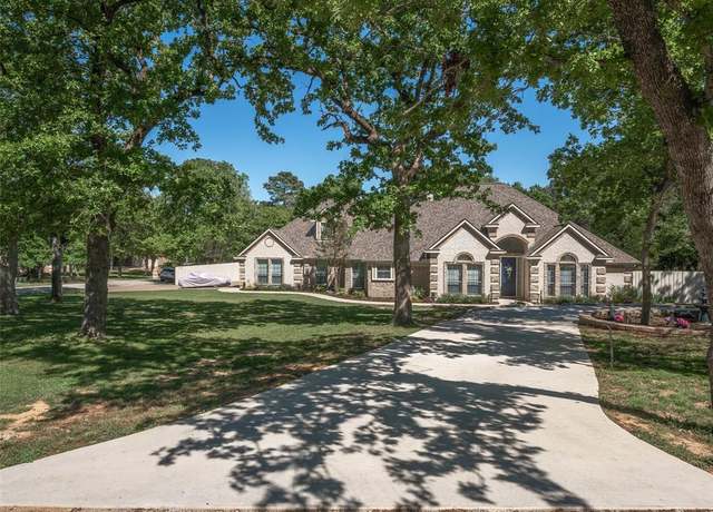 Property at 107 County Road 2317, Mineola, TX 75773, 4 beds, 3.5 baths