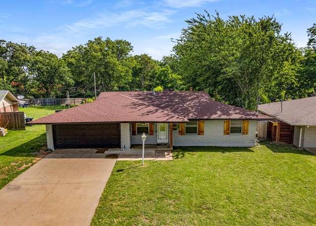 Property at 405 Harriett St, Arlington, TX 76010, 4 beds, 2 baths
