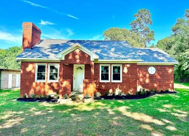 Property at 13292 County Road 3111, Gladewater, TX 75647, 4 beds, 2 baths