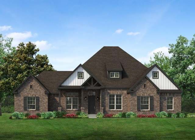 Property at 3012 Valley View Dr, Joshua, TX 76058, 4 beds, 3 baths