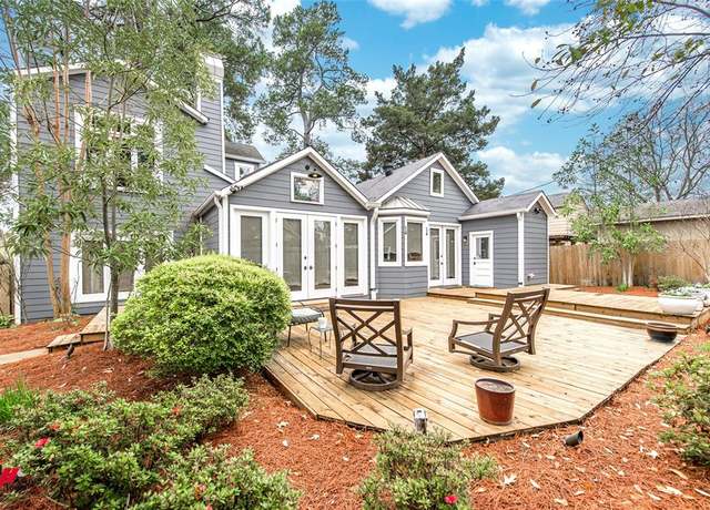 Property at 724 Dudley Dr, Shreveport, LA 71104, 3 beds, 2 baths
