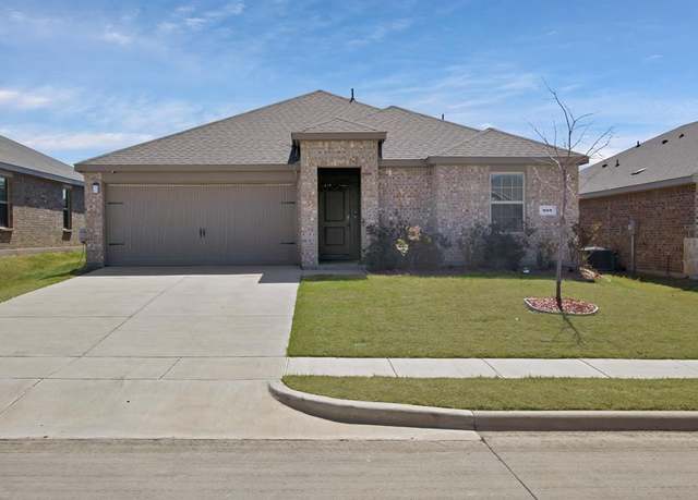 Property at 808 Glover Dr, Aubrey, TX 76227, 3 beds, 2 baths