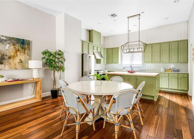 Property at 3210 Carlisle St #6, Dallas, TX 75204, 2 beds, 2.5 baths