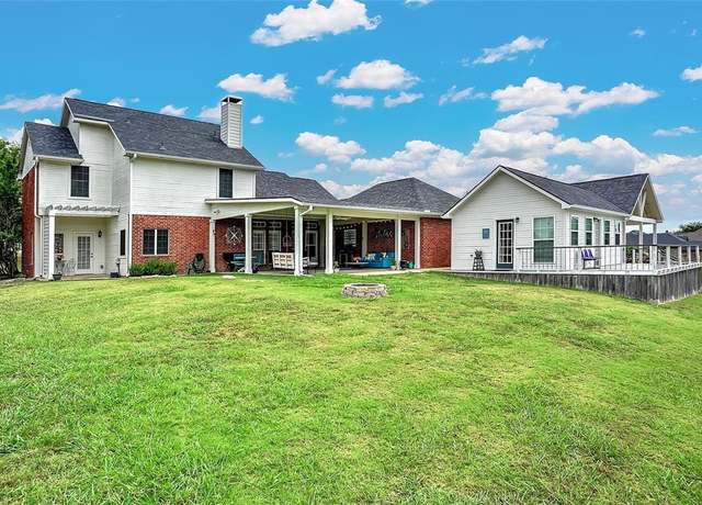 Property at 19 Preakness Place Rd, Van Alstyne, TX 75495, 4 beds, 3.5 baths