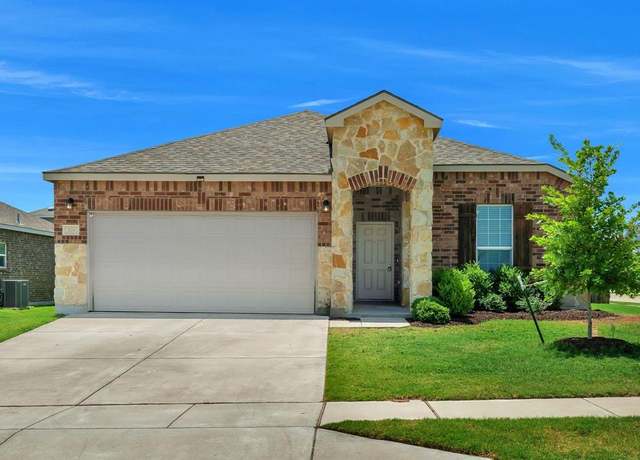 Property at 529 Mesa View Trl, Fort Worth, TX 76131, 3 beds, 2 baths