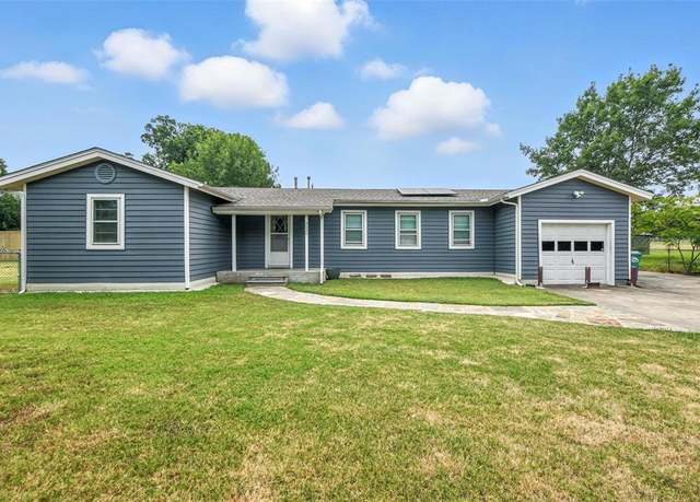Property at 2020 Audra Ln, Denton, TX 76209, 3 beds, 2 baths