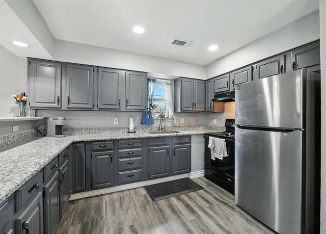 Property at 2020 Audra Ln, Denton, TX 76209, 3 beds, 2 baths