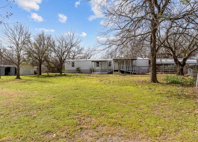 Property at 4152 Thousand Oaks Dr, Argyle, TX 76226, 3 beds, 2 baths