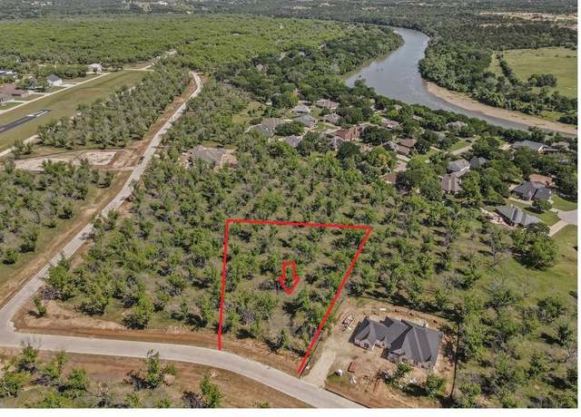 Property at 1006 E Landings Rd N, Granbury, TX 76049