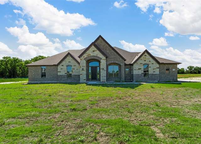 Property at 18227 Dakota Dr, Terrell, TX 75160, 4 beds, 3 baths