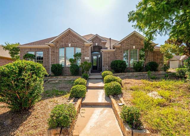 Property at 5100 Tacoma Dr, Arlington, TX 76017, 4 beds, 2.5 baths