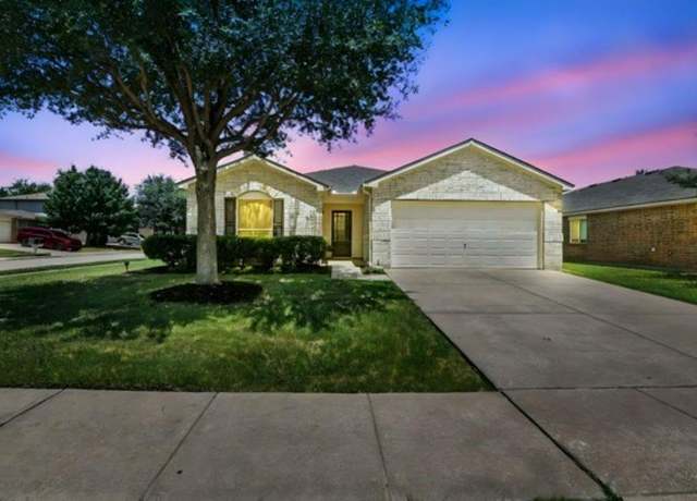 Property at 4125 Silverwood Trl, Fort Worth, TX 76244, 4 beds, 2 baths
