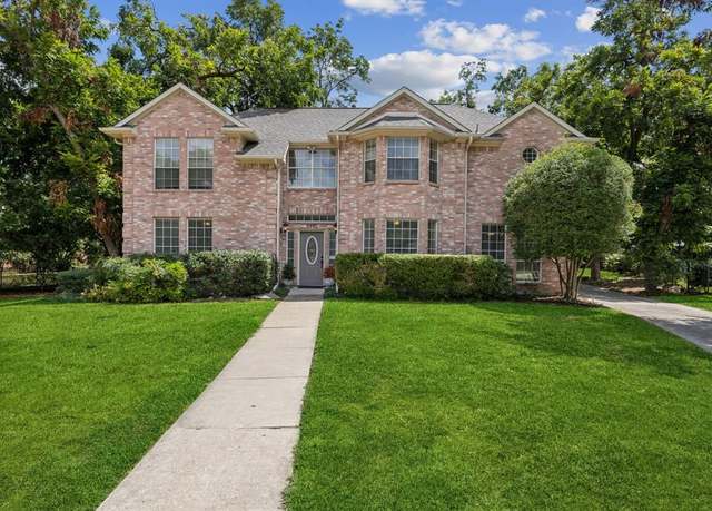 Property at 2820 Saint Charles Dr, Plano, TX 75074, 4 beds, 4 baths