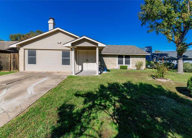 Property at 2007 Shenandoah Dr, Carrollton, TX 75007, 3 beds, 2 baths