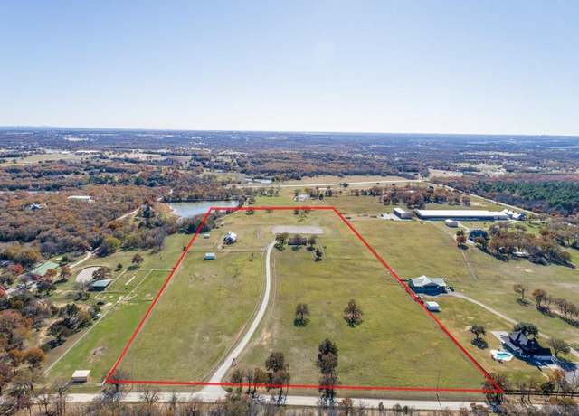 Property at 11176 Merrill Rd, Pilot Point, TX 76258, 2 beds, 2 baths