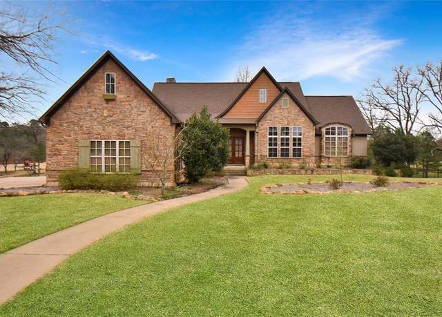 Property at 1860 Holcomb Cir, Tyler, TX 75703, 4 beds, 5.5 baths