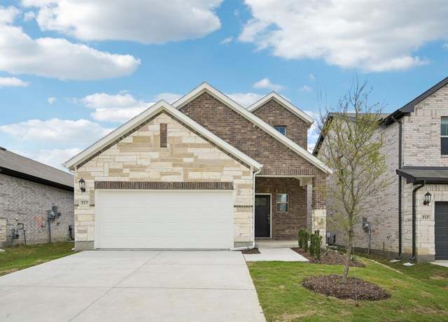 Property at 517 Ezra Ln, Mckinney, TX 75069, 4 beds, 2.5 baths