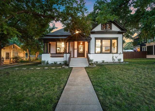 Property at 720 N 15th St, Waco, TX 76707, 4 beds, 3.5 baths