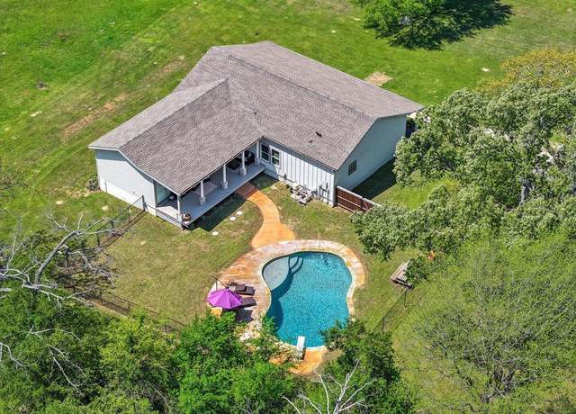 Property at 688 Vz County Road 2306, Canton, TX 75103, 4 beds, 2.5 baths