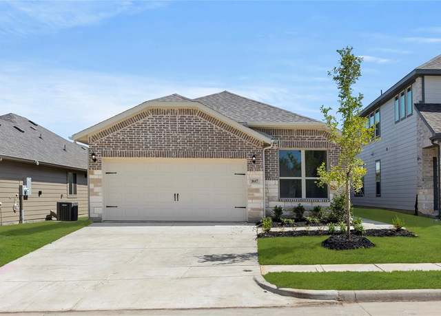 Property at 1617 Meadow Crest Dr, Aubrey, TX 76227, 3 beds, 2 baths