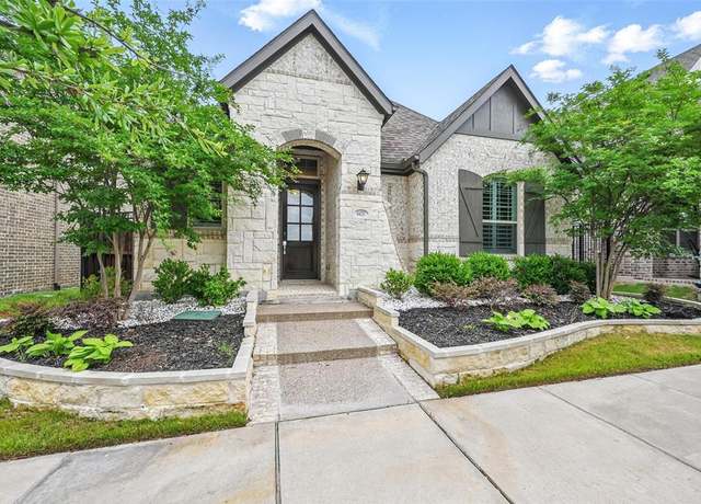 Property at 4421 Indigo Lark Ln, Arlington, TX 76005, 3 beds, 2 baths