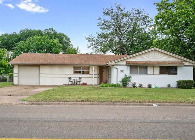 Property at 505 Wilshire Dr, Euless, TX 76040, 4 beds, 2 baths