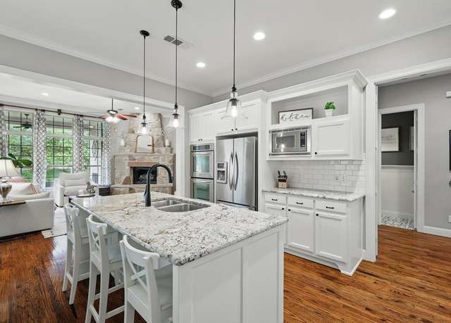 Property at 9008 Cypress Creek Rd, Lantana, TX 76226, 4 beds, 4 baths