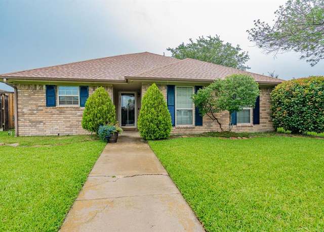 Property at 3615 7th St, Sachse, TX 75048, 3 beds, 2 baths