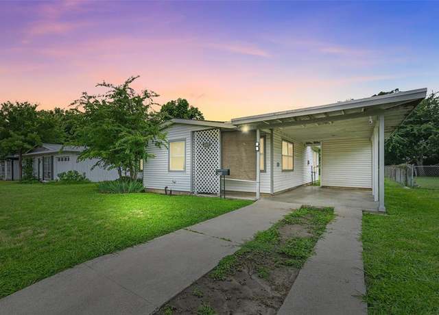 Property at 2817 Birch Park Dr, Richland Hills, TX 76118, 2 beds, 1 bath