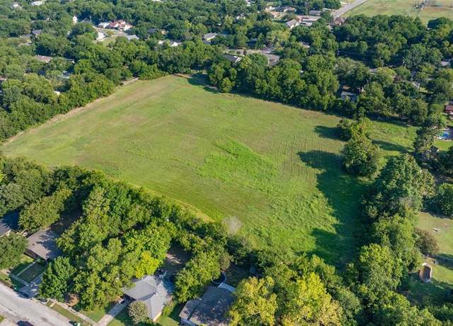 Property at 1601 Cherry St, Gainesville, TX 76240