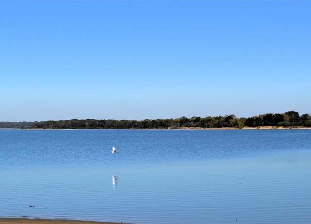 Property at 1540 Shoreline Dr, Mabank, TX 75143