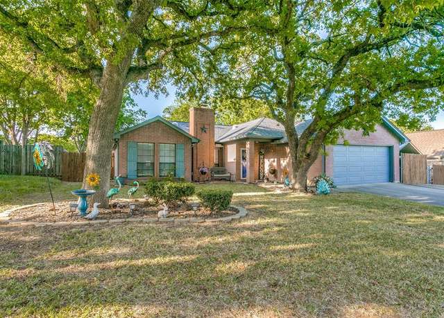 Property at 6860 Old Mill Rd, North Richland Hills, TX 76182, 4 beds, 3 baths