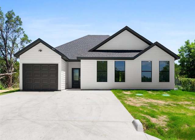 Property at 3505 Brazos River Dr, Granbury, TX 76048, 3 beds, 2 baths