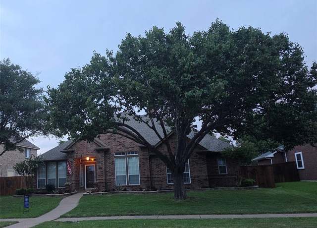 Property at 1001 Lochness Ln, Garland, TX 75044, 4 beds, 3 baths