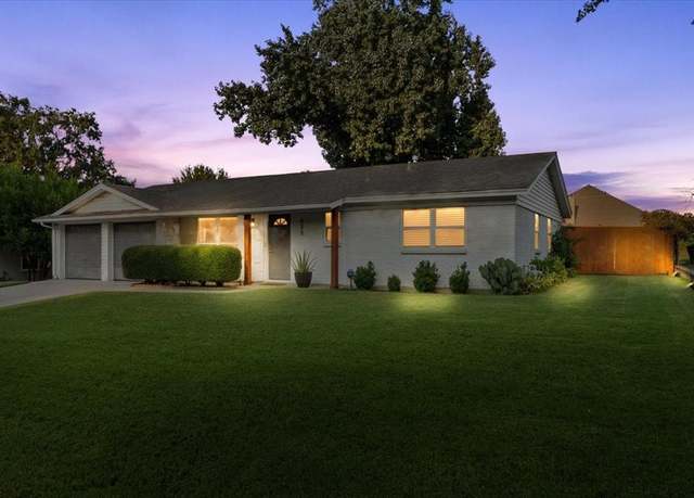 Property at 425 Glenhaven Dr, Azle, TX 76020, 3 beds, 2 baths