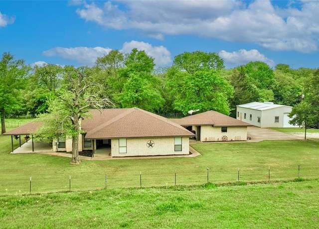 Property at 500 County Road 751, Donie, TX 75838, 4 beds, 3 baths
