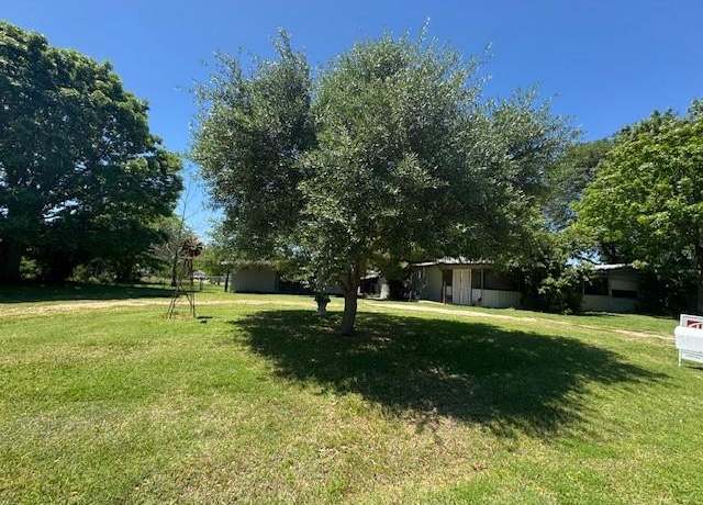 Property at 315 Wildwind St, Gun Barrel City, TX 75156, 3 beds, 1 bath