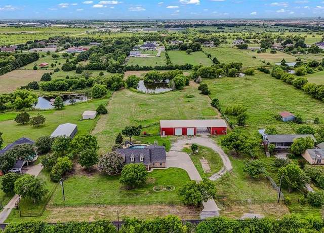 Property at 16001 Calvert Rd, Forney, TX 75126, 3 beds, 2 baths