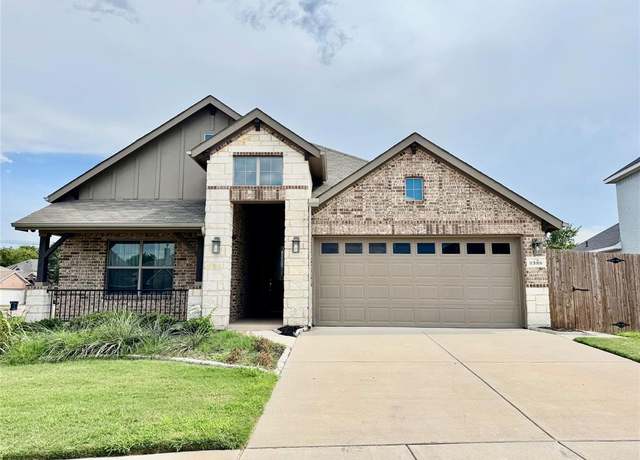 Property at 6388 Red Cliff Dr, Fort Worth, TX 76179, 3 beds, 2 baths