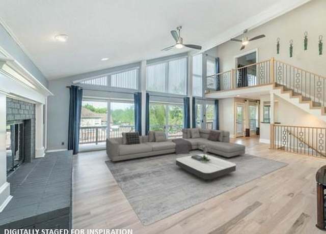 Property at 4054 N Country Clb, Irving, TX 75038, 4 beds, 3.5 baths