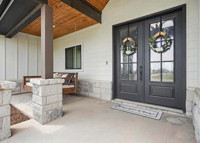 Property at 182 Spring Gap Ave, Abilene, TX 79606, 4 beds, 3 baths