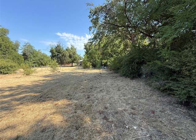 Property at 900 Morse St, Denton, TX 76205